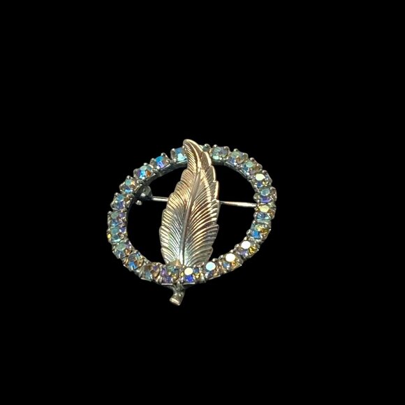 Vintage Aurora Borealis Rhinestone Circle Pin With Silver-Toned Feather Design - Picture 9 of 10